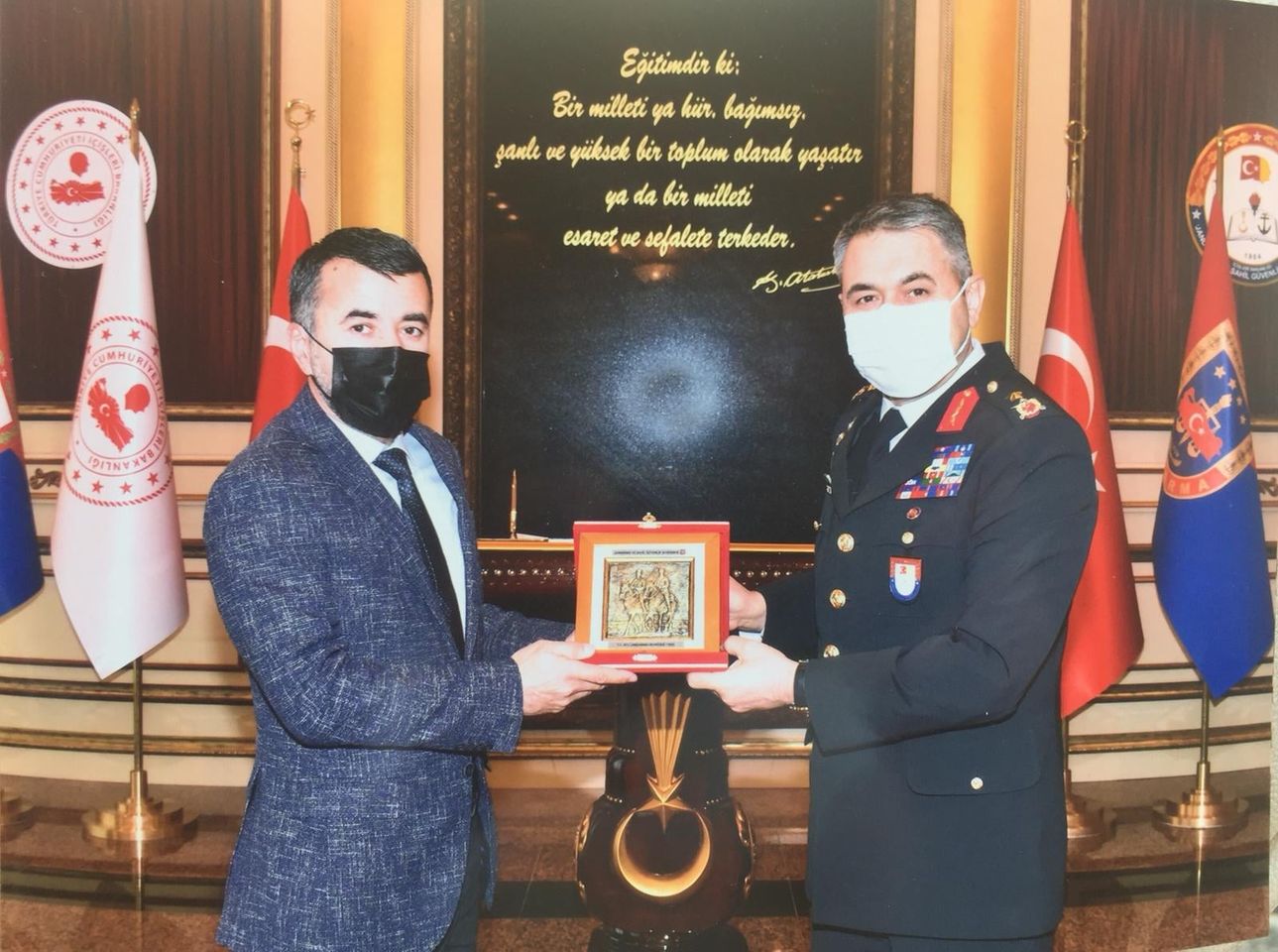 ئابدۇرەشد جەلىل قارلۇق