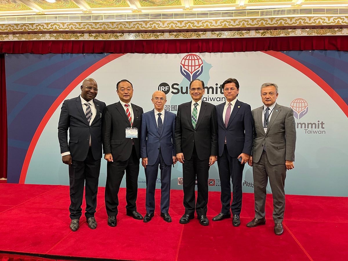 دولقۇن ئەيسا، ئۆمەر قانات ۋە نۇرى تۈركەل قاتارلىق ئۇيغۇر ۋەكىللەر تەيۋەنگە يېتىپ كەلدى.