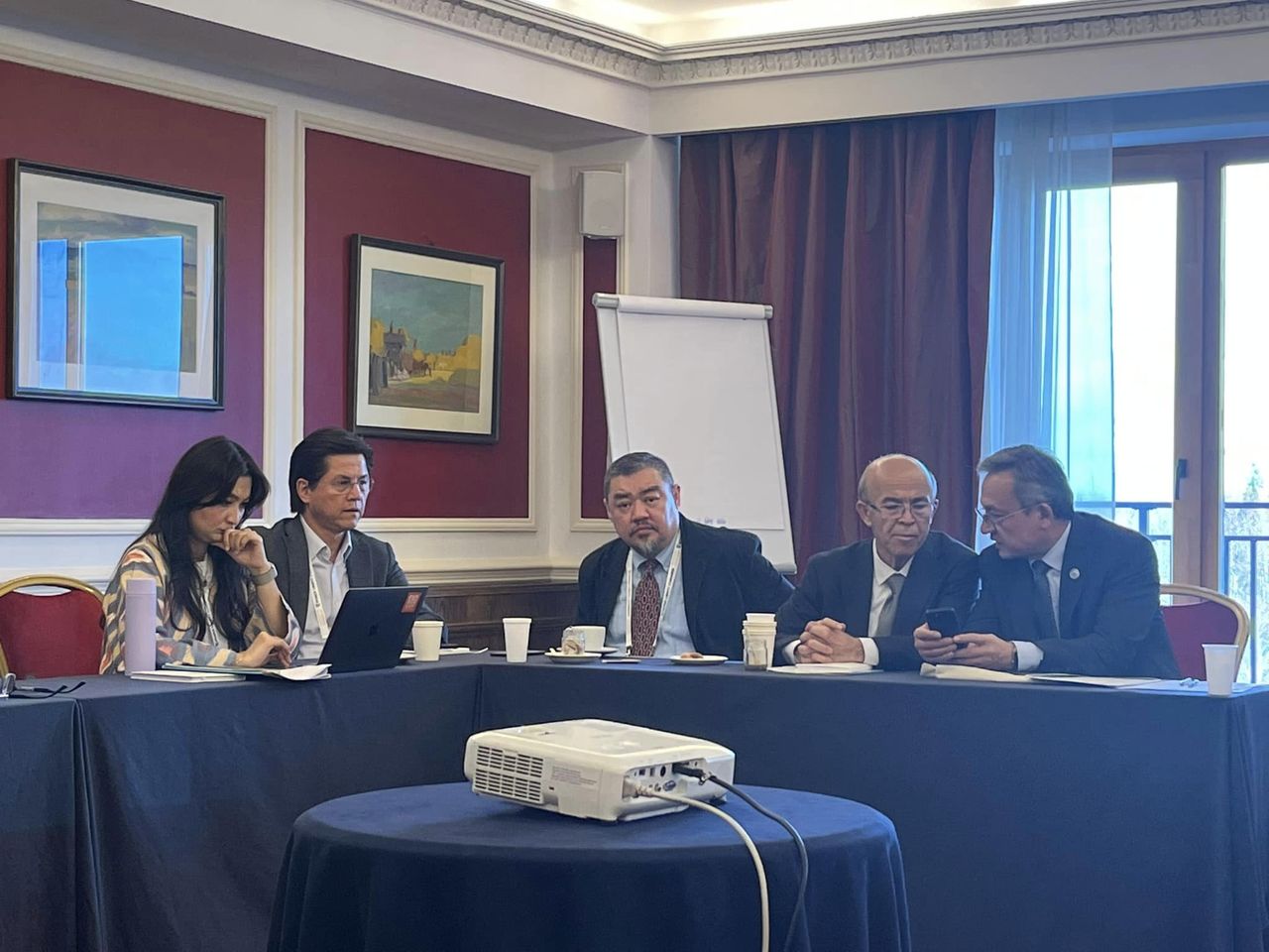 دۇنيا ئەركىنلىك مۇنبىرى