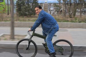 ئىلھام توختى